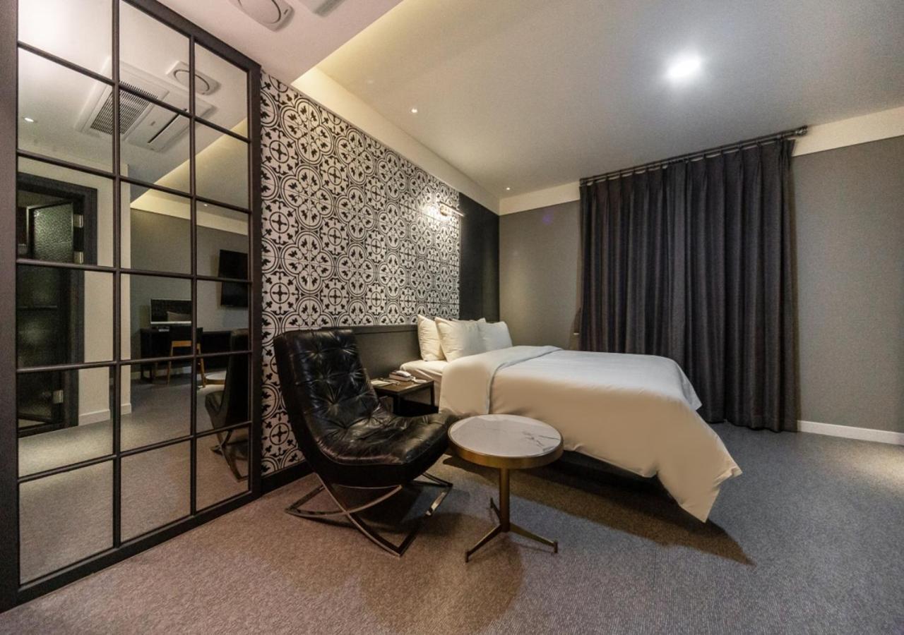 West In Hotel 丽水市 外观 照片