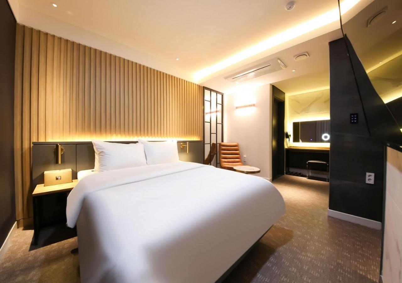 West In Hotel 丽水市 外观 照片