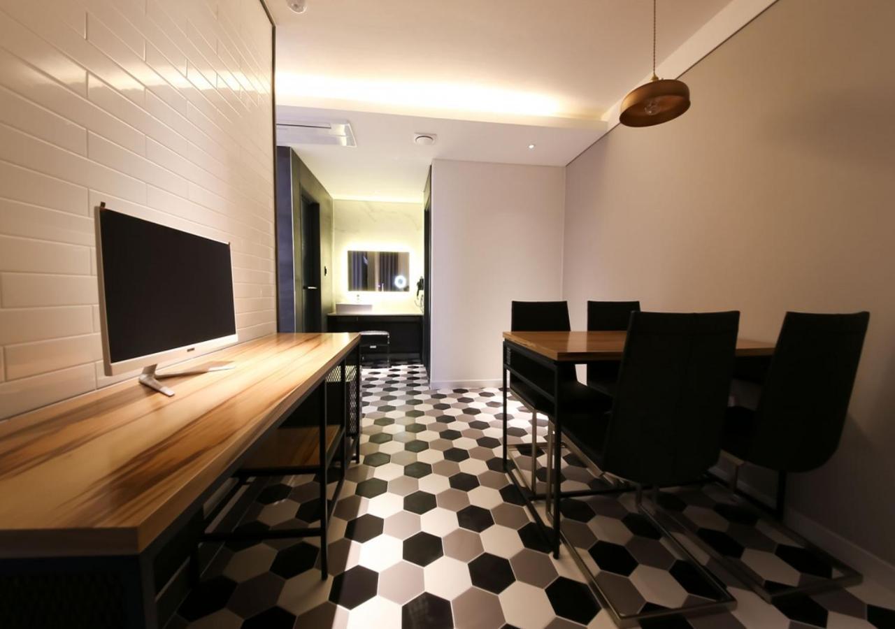 West In Hotel 丽水市 外观 照片