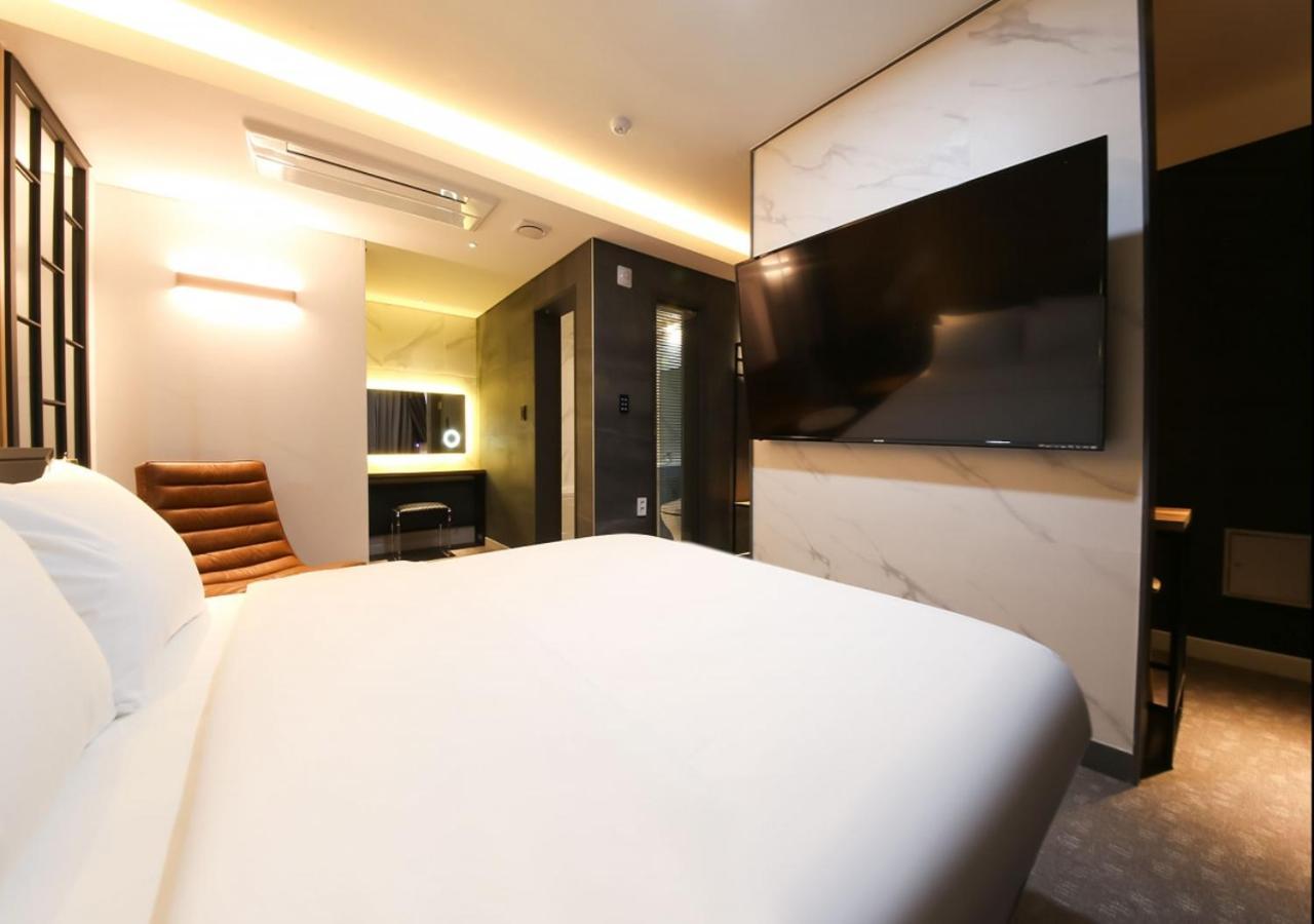 West In Hotel 丽水市 外观 照片