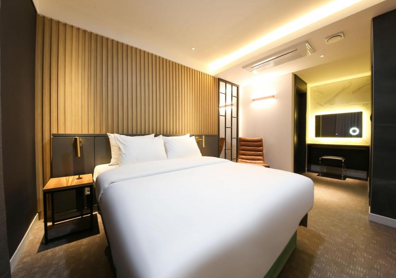 West In Hotel 丽水市 外观 照片